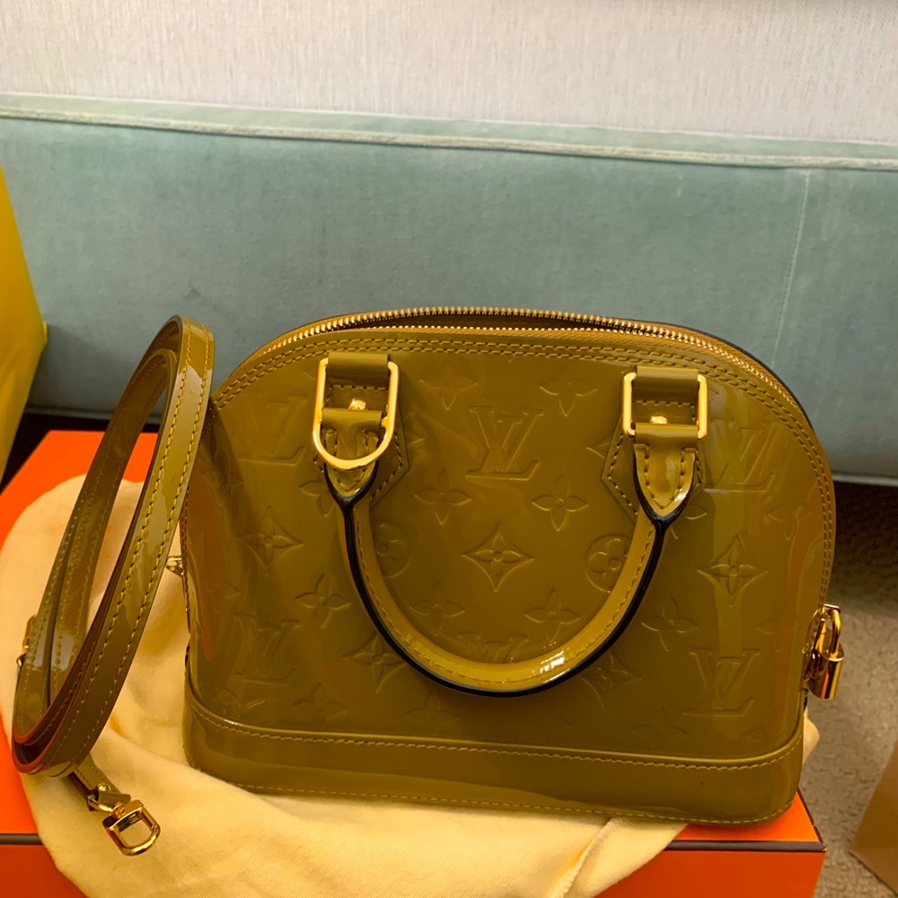 Monogram Vernis Alma BB w/Strap